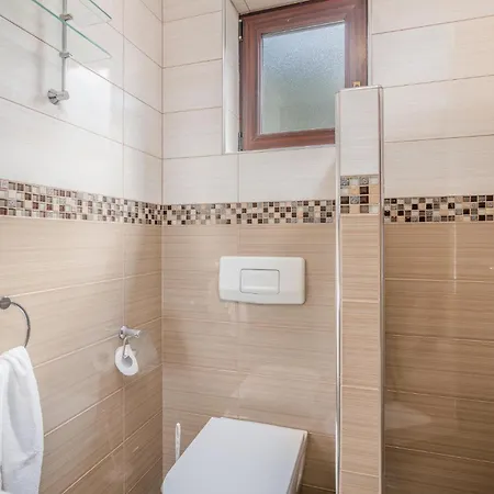 Holiday home In With Wifi *