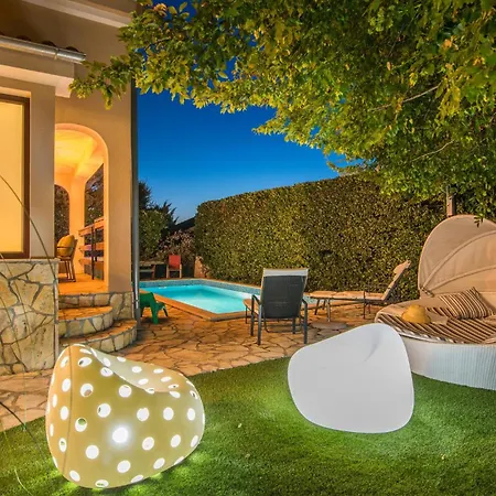 Holiday home In With Wifi