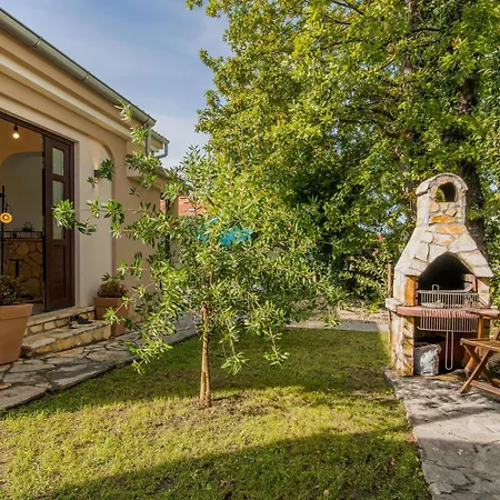 In With Sauna Prázdninový dům Njivice